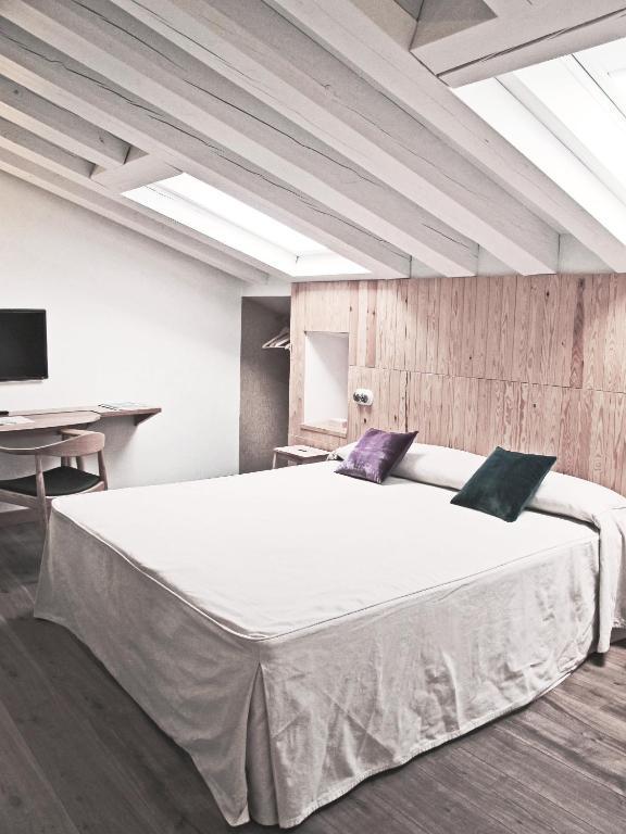 Hotel Ayllón Chambre photo